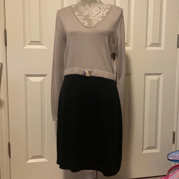 Calvin Klein Long Sleeve 2 tone dress - Picture 1 of 7
